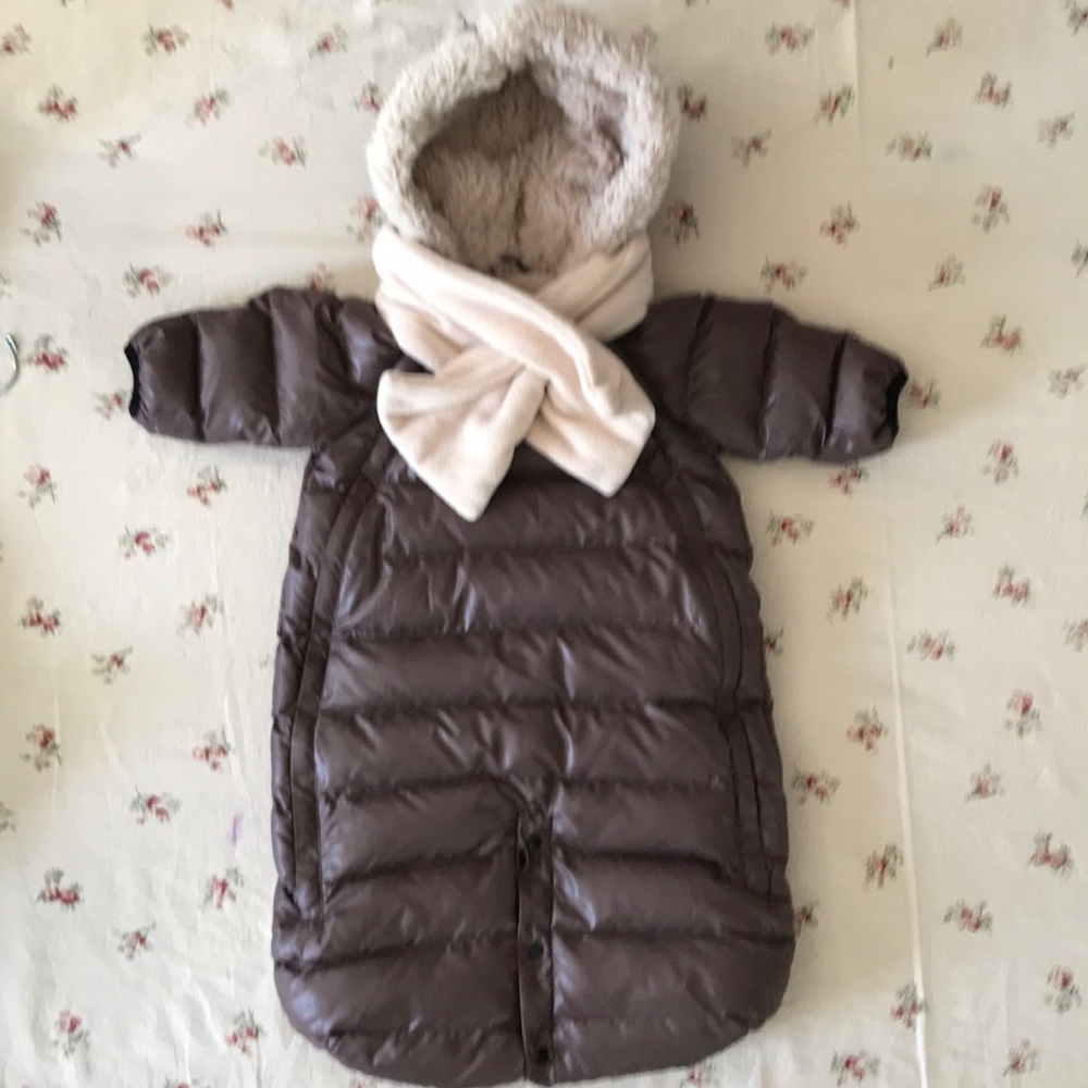 Infant snowsuit by 7am Enfant